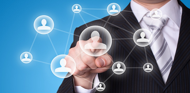 Nhân sự vận hành livestream